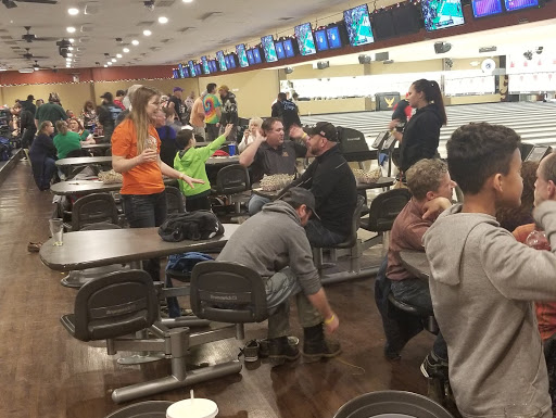 Bowling Alley «Strike City Lanes Bowling Center», reviews and photos, 1170 OR-99, Eugene, OR 97402, USA