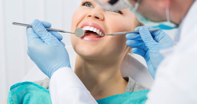 Cabinet Stomatologic Radauti - Dr. Mariana Parasca - Dentist