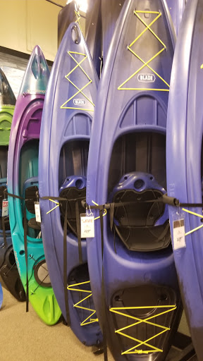 Outdoor Sports Store «Field & Stream», reviews and photos, 5215 Century Ave, Kalamazoo, MI 49006, USA