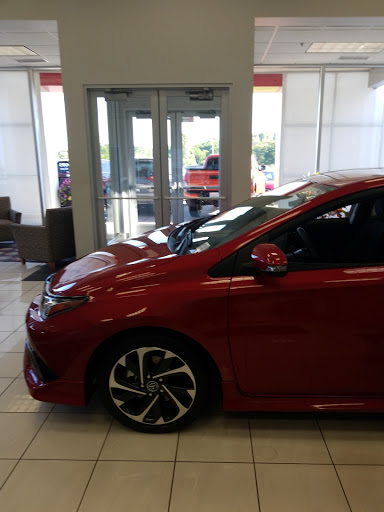 Toyota Dealer «Inver Grove Toyota», reviews and photos, 1037 MN-110, Inver Grove Heights, MN 55077, USA