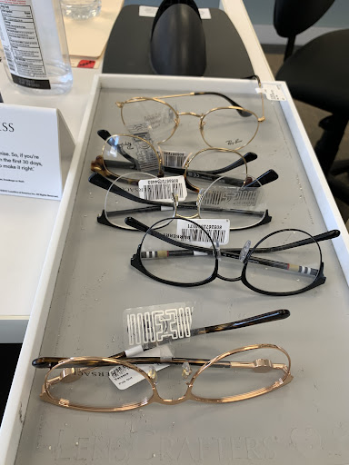 Eye Care Center «LensCrafters», reviews and photos, 5707 Christie Ave, Emeryville, CA 94608, USA