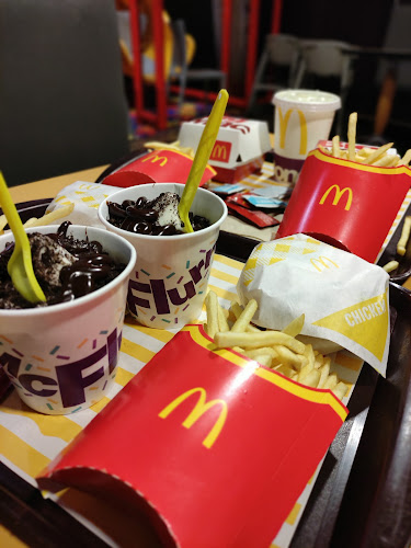 Opiniones de McDonald's en Cusco - Hamburguesería