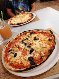 Pizza du Restaurant et pizzeria - Le Chalet D'Etienne à Saint-Étienne-lès-Remiremont - n°5