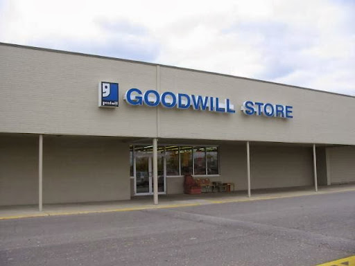 Thrift Store «Goodwill Industries - Huntington Store», reviews and photos
