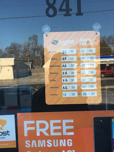 Cell Phone Store «Boost Mobile», reviews and photos, 841 W Rollins Rd, Round Lake, IL 60073, USA