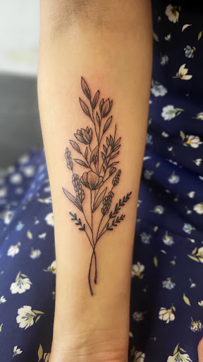 Find tattoo shop name ideas generator for your next unique tattoo in Lewiston at Walkins tattoos studio