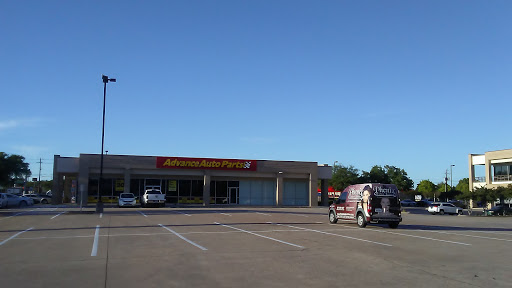 Auto Parts Store «Advance Auto Parts», reviews and photos, 2650 Midway Rd #300, Carrollton, TX 75006, USA