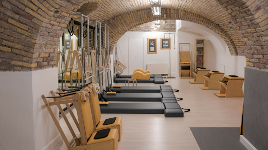 True Pilates Italia Via Giuseppe Gioachino Belli, 39, 00193 Roma RM, Italia