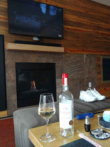 Liquor Store «Avon Liquor», reviews and photos, 100 W Beaver Creek Blvd, Avon, CO 81620, USA