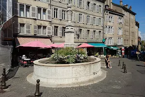 Place du Bourg-de-Four image