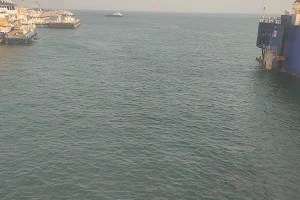 West Pier Shift Coordination - Saudi Aramco image