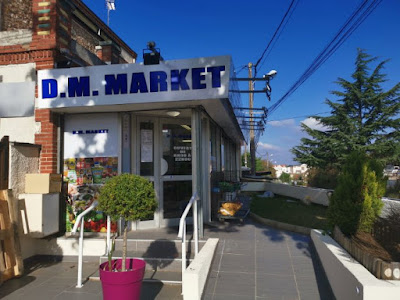 D. M. Market à Cesson