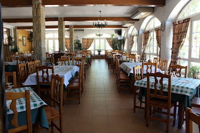 Restaurante Cuevas del Aguila - Carr. de las Cuevas del Águila, S/N, 05400 Arenas de San Pedro, Ávila, Spain