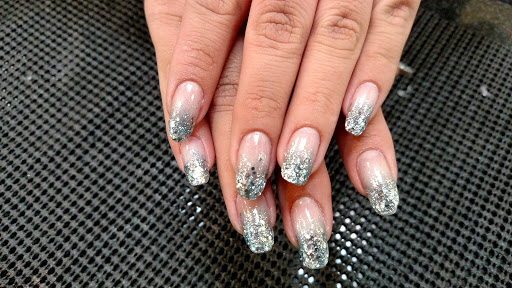 Shopping Mall «Cross Pointe Shopping Center», reviews and photos, 101 E Alex Bell Rd, Centerville, OH 45459, USA