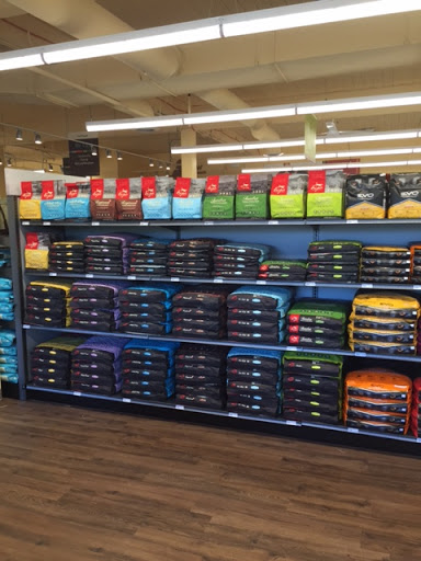 Pet Supply Store «PetPeople», reviews and photos, 3330 Washtenaw Ave, Ann Arbor, MI 48104, USA