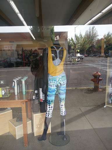 Outdoor Sports Store «Peak Sports», reviews and photos, 207 NW 2nd St, Corvallis, OR 97330, USA