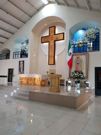 Parroquia de la Santísima Trinidad en Apodaca A.r.