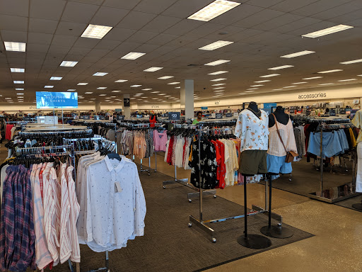 Department Store «Nordstrom Rack Gateway», reviews and photos, 9607 Research Blvd, Austin, TX 78759, USA