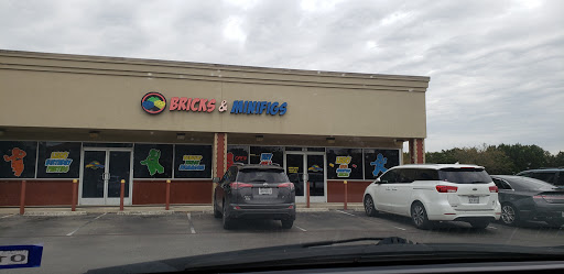 Toy Store «Bricks & Minifigs San Antonio», reviews and photos, 21850 Bulverde Rd #102, San Antonio, TX 78259, USA