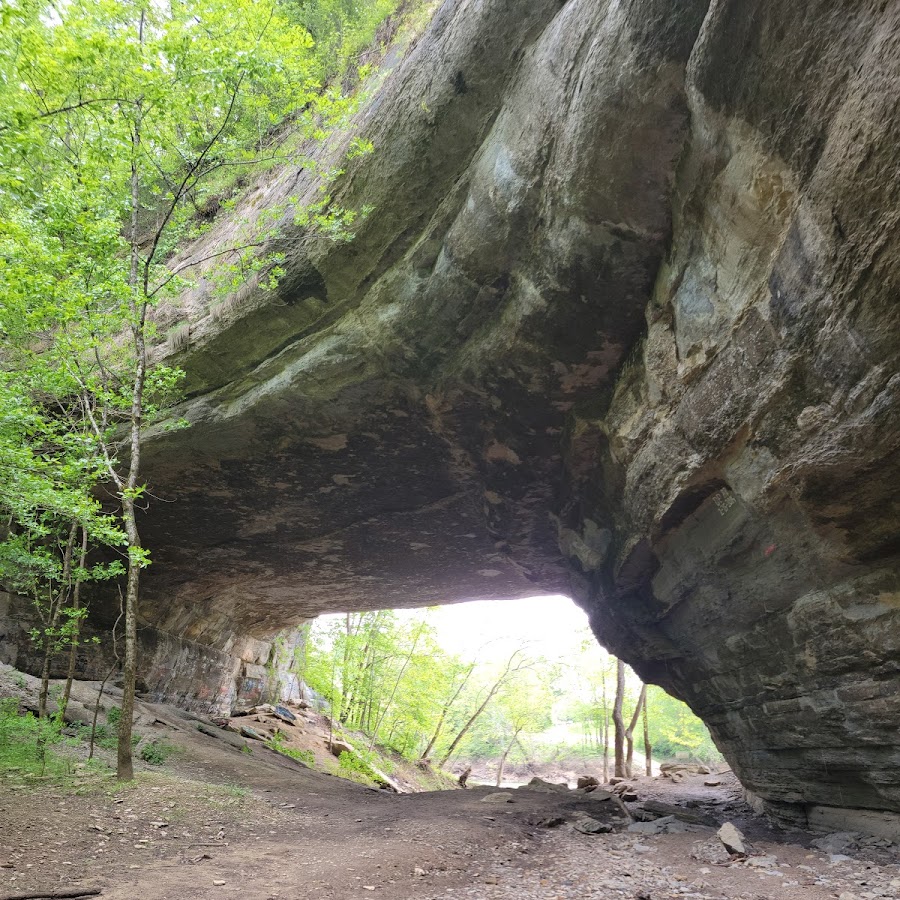 Rock House Natural Bridge