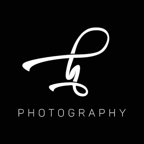 Comentarii opinii despre H Photography