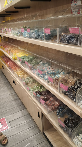 Shopping Mall «Vintage Faire Mall», reviews and photos, 3401 Dale Rd #483, Modesto, CA 95356, USA