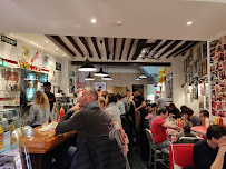 Atmosphère du Restaurant de cuisine américaine moderne Schwartz's à Paris - n°20