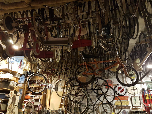 Den Rustne Eike sykkelverksted