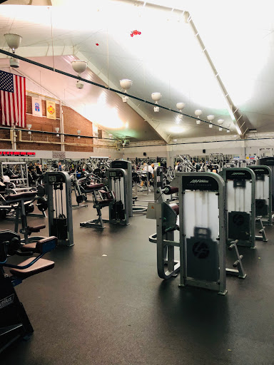 Gym «McVeigh Sports & Fitness Center», reviews and photos, 2160 Liggett Avenue, Fort Lewis, WA 98433, USA