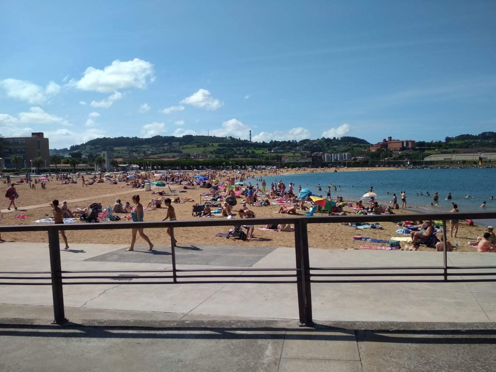 Playa del Arbeyal'in fotoğrafı ve yerleşim