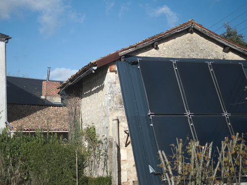 Fournisseur d'équipements d'énergie solaire Le courant Alternatif Lusignan