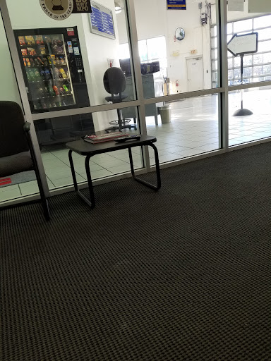 Jeep Dealer «Haley Chrysler Dodge Jeep Ram - Airport», reviews and photos, 5400 S Laburnum Ave, Richmond, VA 23231, USA