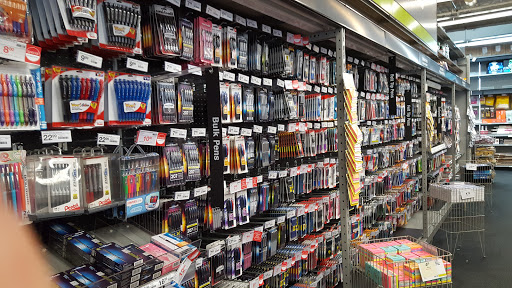 Office Supply Store «Staples», reviews and photos, 2120 SW 32nd Ave, Coral Gables, FL 33145, USA