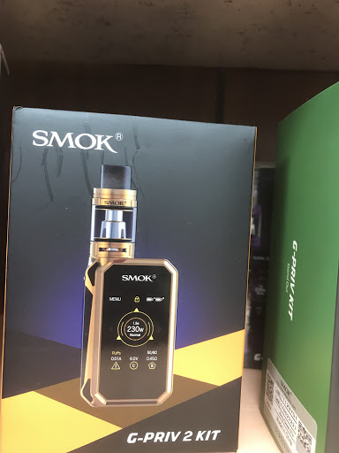 Tobacco Shop «Robbins Cigar Co», reviews and photos, 5 Davis Square, Somerville, MA 02144, USA