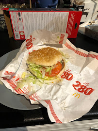 Cheeseburger du Restauration rapide McDonald's à Bréal-sous-Montfort - n°17