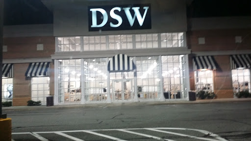 DSW Designer Shoe Warehouse, 1350 Bald Hill Rd, Warwick, RI 02886, USA, 