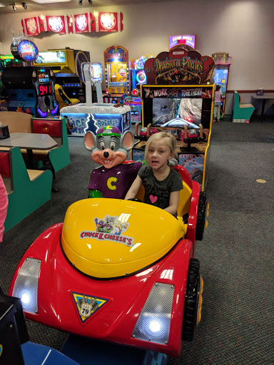 Shopping Mall «Shops at CenterPoint», reviews and photos, 3665 28th St SE, Grand Rapids, MI 49512, USA