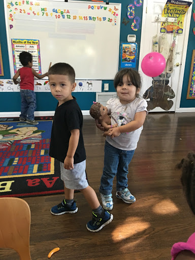 Day Care Center «Penny & Peggy Nairn 24 Hour Childcare, Inc», reviews and photos, 9213 N Columbus Ave, North Hills, CA 91343, USA