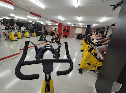 Gimnasio Monster Gym - Av. Eloy Alfaro 40-153 y, Quito 170513, Ecuador