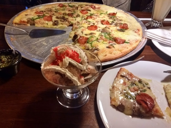 Opiniones de PIZZERIA TRADICION en Quito - Pizzeria