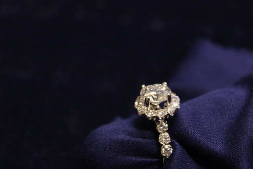 Jewelry Store «Mc Kenzie & Smiley Jewelers», reviews and photos, 2321 Madison St, Clarksville, TN 37043, USA