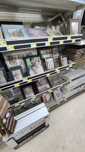 Discount Store «Dollar General», reviews and photos, 700 Penn Ave, Pittsburgh, PA 15221, USA