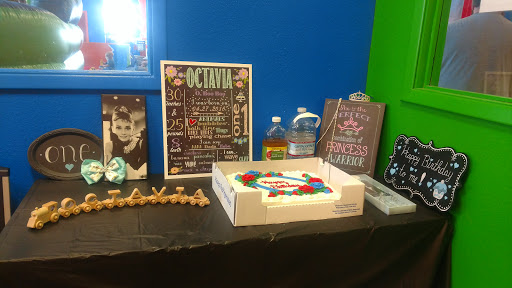 Amusement Center «S & K Wacky Indoor Bounce», reviews and photos, 202 NW 3rd St, Corvallis, OR 97330, USA