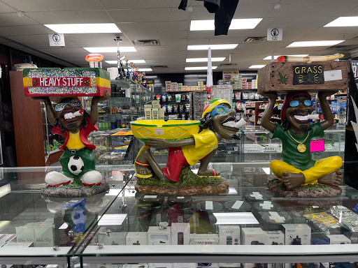 Tobacco Shop «Tobacco Palace & Vape Shop Gainesville», reviews and photos, 235 Pearl Nix Pkwy #2, Gainesville, GA 30501, USA