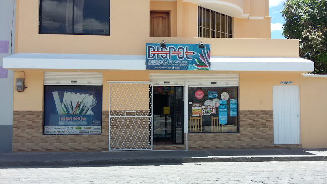 Calle Bolivar, y, Atuntaqui 100216