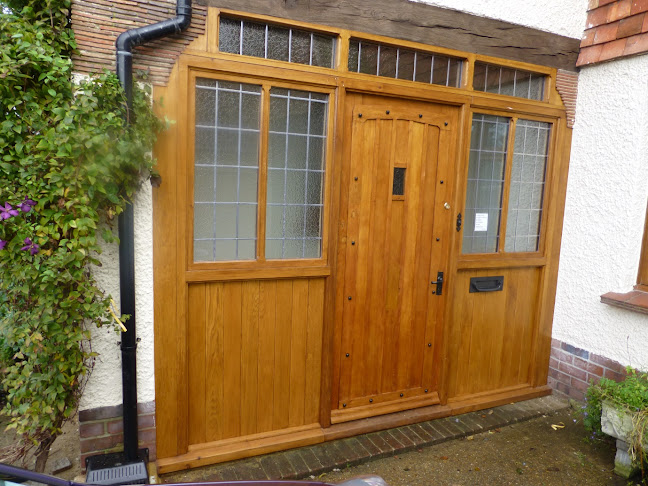 Reviews of Alec Woodland Joinery in Brighton - Carpenter