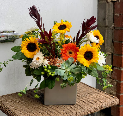 Florist «Stockbridge Florist & Gifts», reviews and photos, 118 N Berry St, Stockbridge, GA 30281, USA