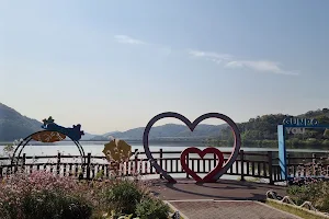 Banwol Lake Park image
