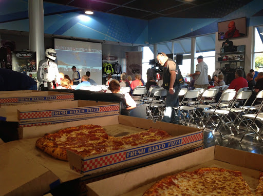 Motorcycle Dealer «Indian Motorcycle of Scottsdale», reviews and photos, 8420 E Butherus Dr, Scottsdale, AZ 85260, USA