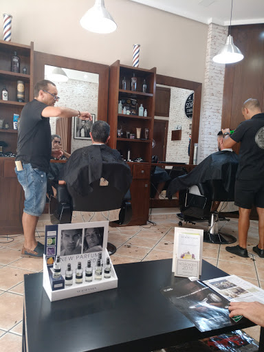 MUÑOZ Peluqueros en Estepona, Málaga